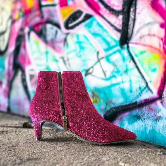 Pink/black shimmer metallic ankle booties NWOT Size 6.5 - Picture 2 of 12